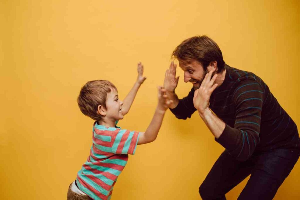 Método VICON cree en la posibilidad de mejorar los síntomas del autismo desde las neuronas espejo en los primeros años de vida.