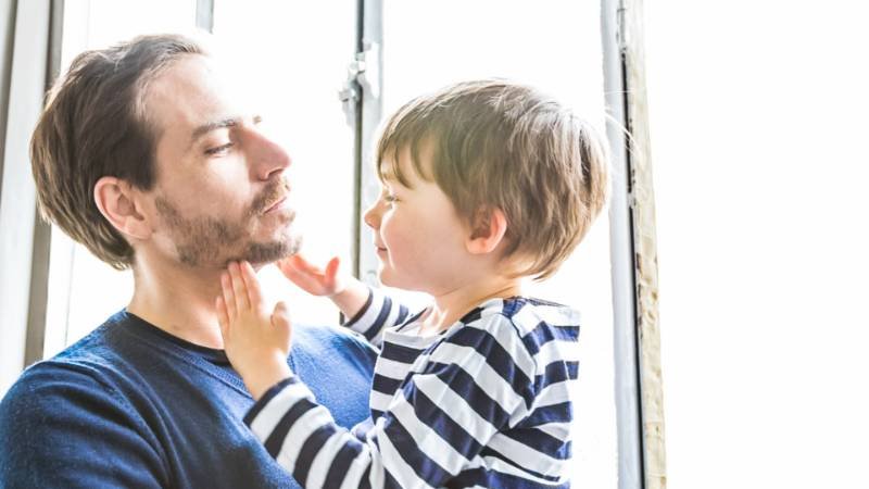 Ecolalia en Niños con Autismo: De la Repetición a la Comunicación Funcional